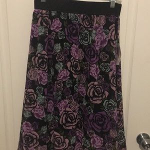 Beautiful 🦄LuLaRoe Lola
